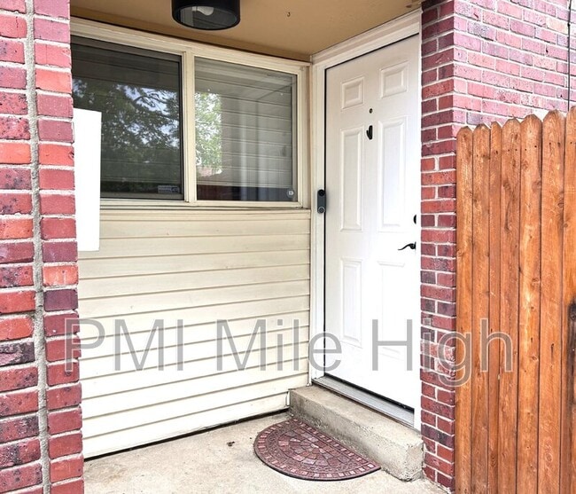 Building Photo - 8071 Wolff St