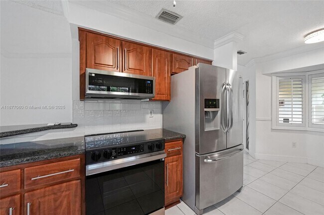 Building Photo - 344 NW 94th Terrace