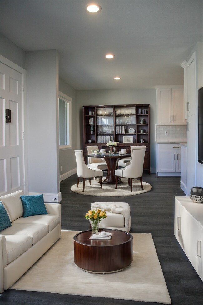 Building Photo - 921 Oakwood Ave 3BR 1BA