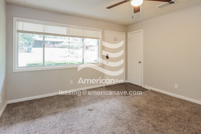 Foto del edificio - 4930 Bonnybrook Way