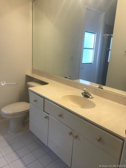 Foto del edificio - 18708 Ocean Mist Dr