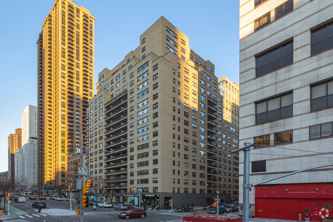 Building Photo - The 3 Lincoln Center