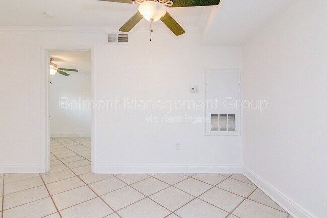 Foto del edificio - 3004 Parkway Blvd