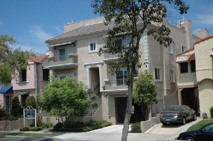 Primary Photo - Venezia Townhomes
