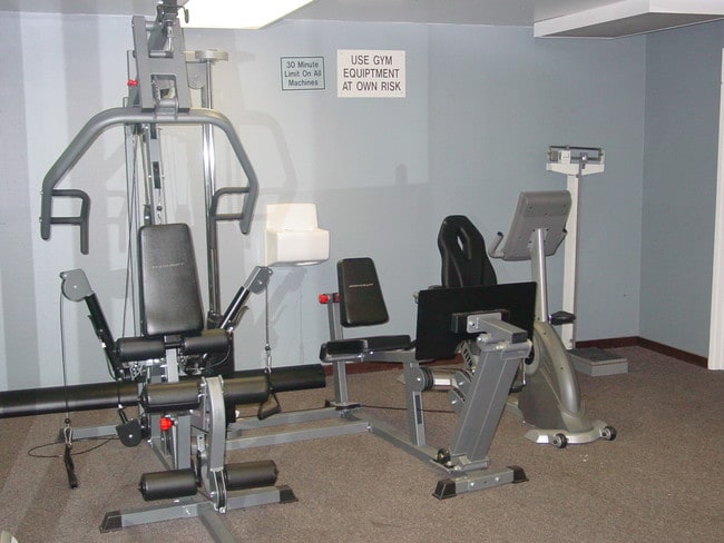 Building Photo - 22100 Burbank Blvd