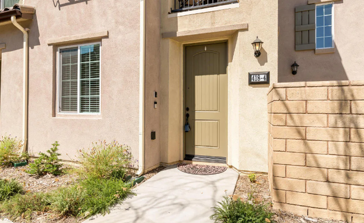 Primary Photo - Beautifully upgraded 3-bedroom, 4-bathroom...