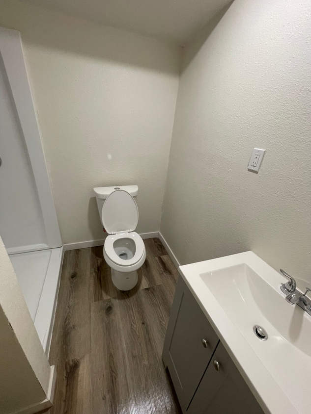 Building Photo - Studio For Rent in Calexico