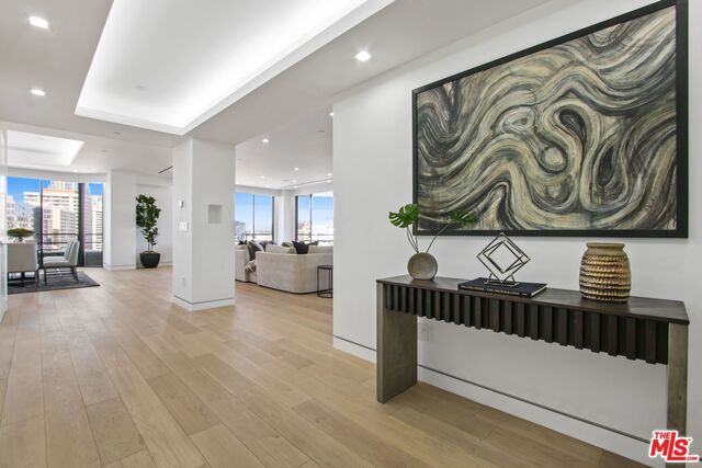 Building Photo - 10601 Wilshire Blvd