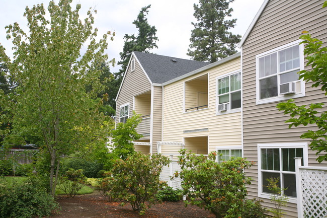 Building Photo - Reedville Commons