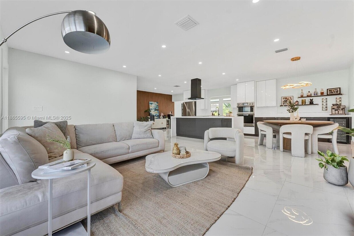 Foto principal - 1446 Scott St