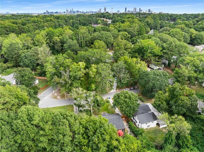 Foto del edificio - 2178 Penelope St NW