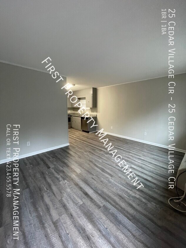 Foto principal - 25 Cedar Village Cir