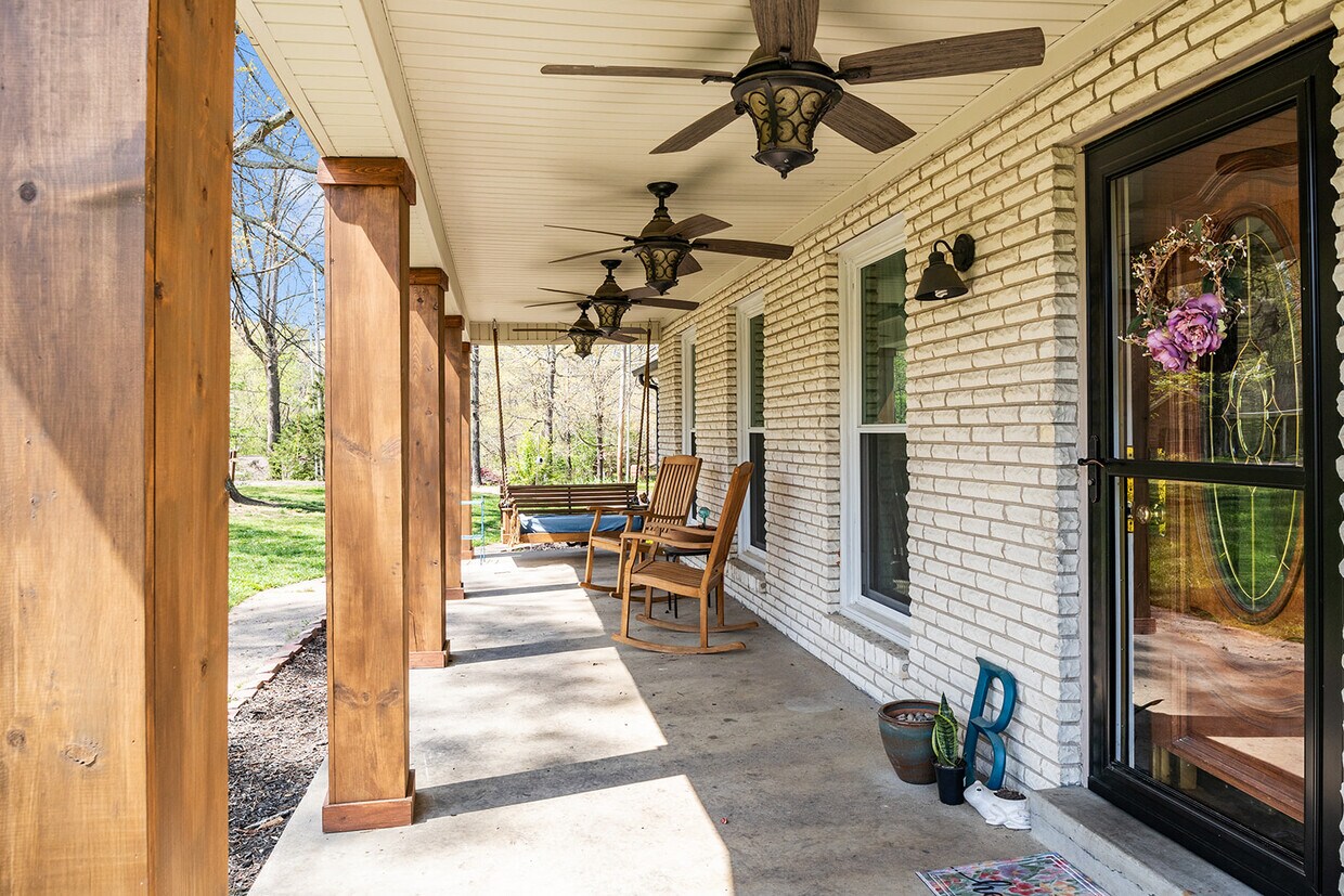 358 Twin Oaks Dr, Kingston Springs, TN 37082 House Rental in Kingston