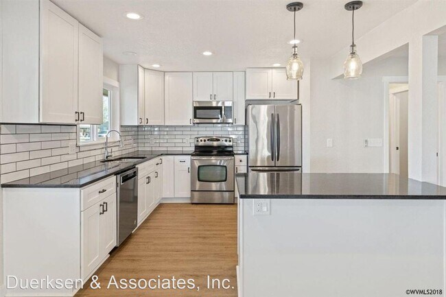 Building Photo - 3 br, 2 bath House - 2507 Fulton St SE