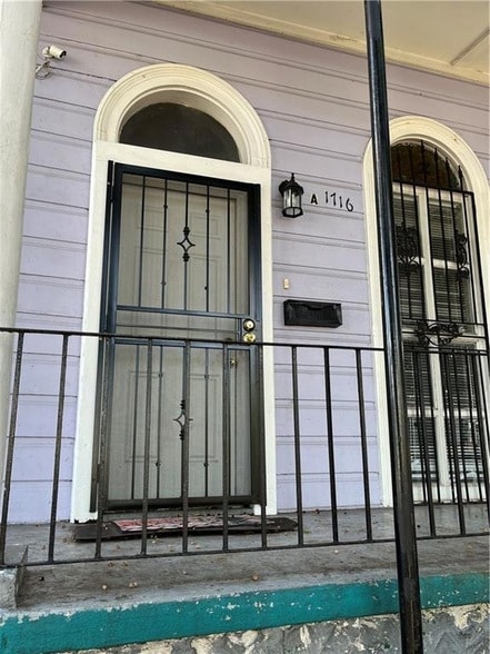 Foto del edificio - 1716 Bayou Rd