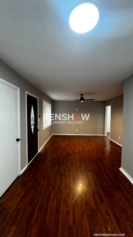 Foto del edificio - 2310 Theda Ave