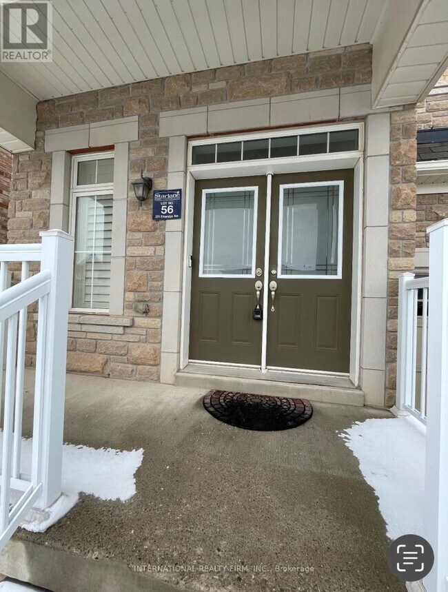 Photo du bâtiment - 221 Etheridge Ave