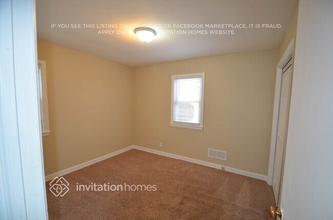 Foto del edificio - 7228 Harriet Ave