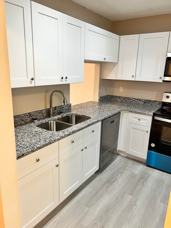 Foto del edificio - 5845 Dream Ct