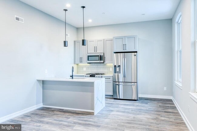 Building Photo - 2026 Spring Garden St