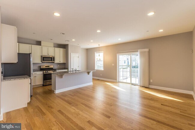 Foto del edificio - 3546 Muirwood Dr
