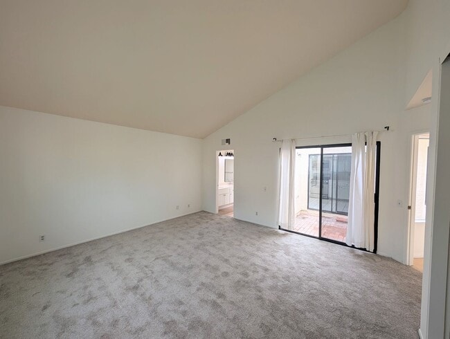 Foto del edificio - Single Story 2 Bedroom/2 Bathroom in Carls...