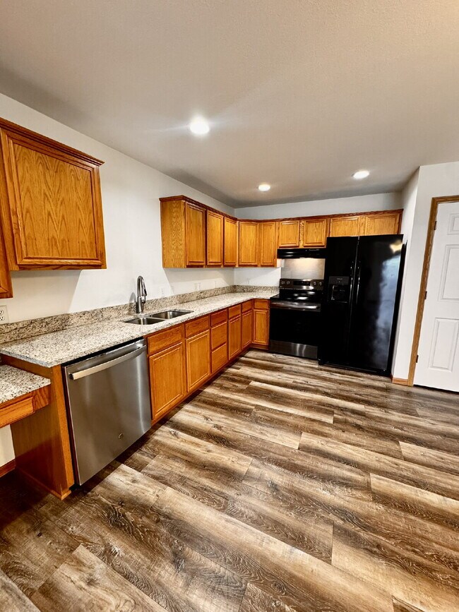 Building Photo - 19 A Holly Drive