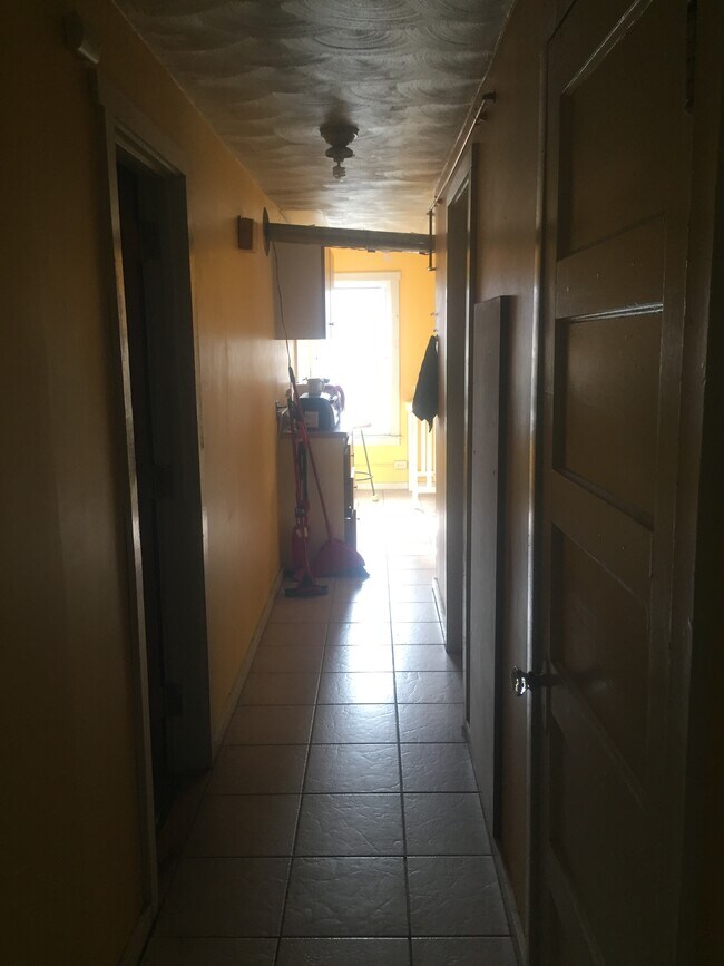 Foto del edificio - 904 Ackerman Ave