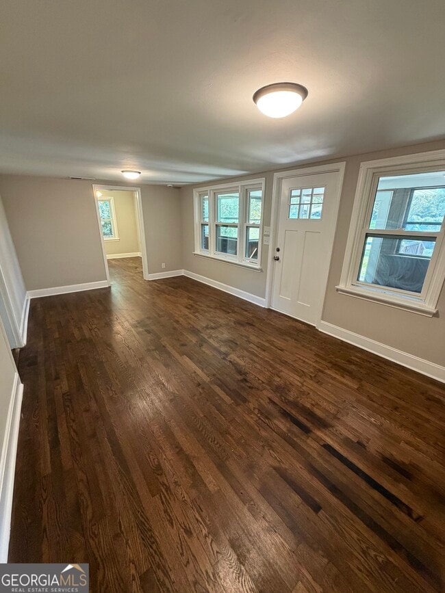 Foto del edificio - 2385 Porter Springs Rd