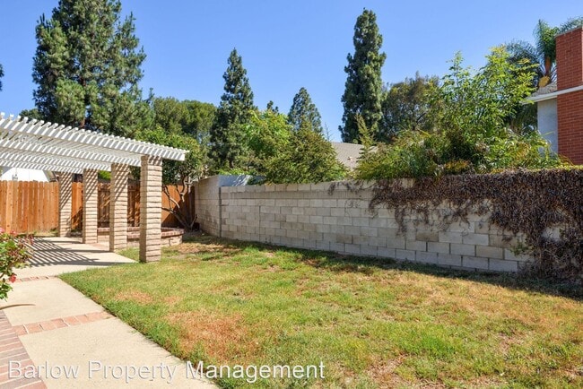 Building Photo - 3 br, 2 bath House - 388 Mira Flores Ct