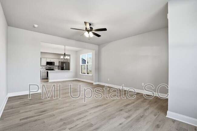 Foto del edificio - 109 Virginia Ave