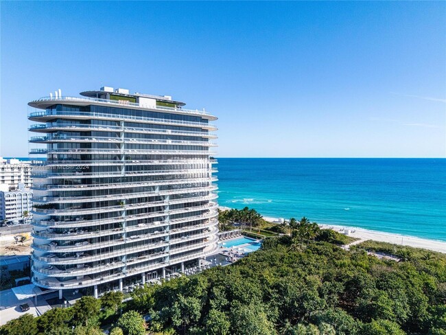 Building Photo - 8701 Collins Ave