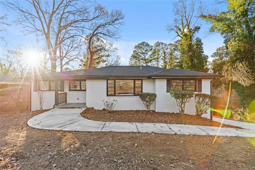 Primary Photo - 2241 Glendale Dr