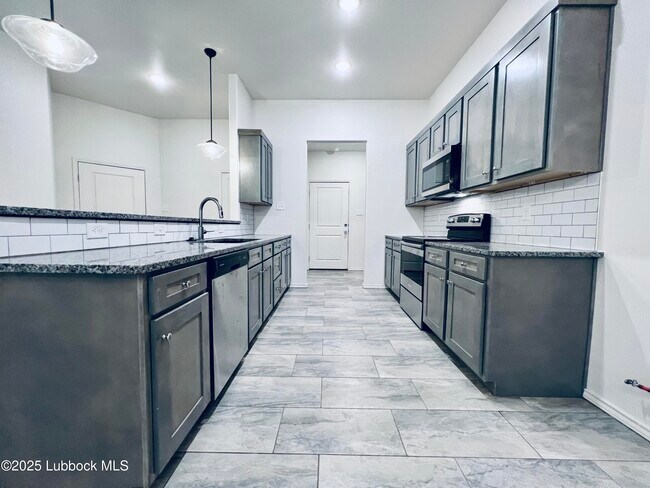 Foto del edificio - 5518 Kemper St