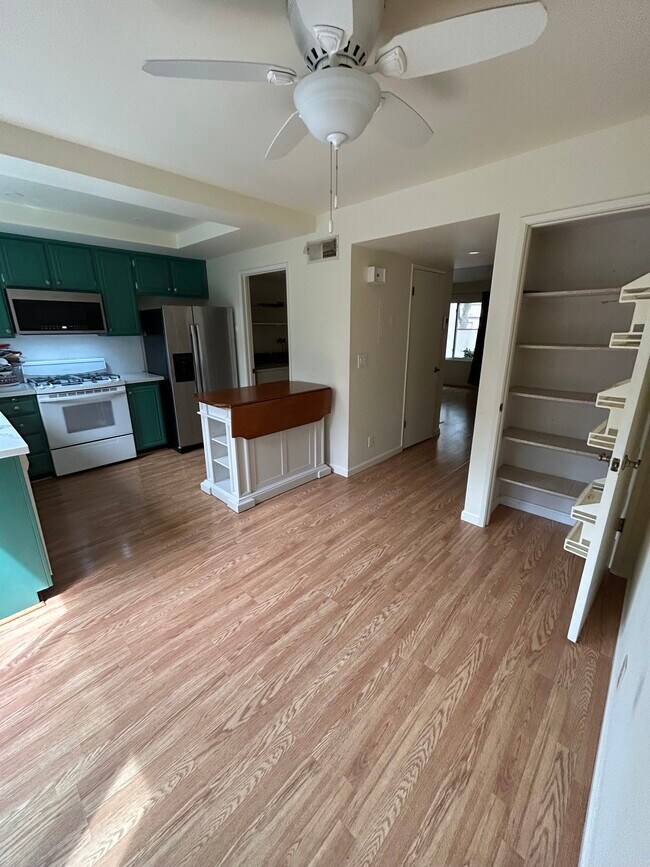 Foto del edificio - 854 Toiyabe Ct