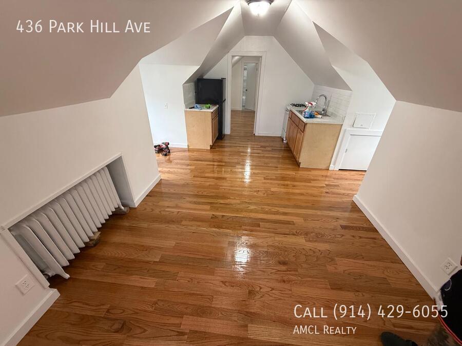Primary Photo - 436 Park Hill Ave