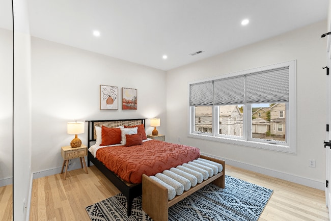 Photo - 21 Bolton St Townhome