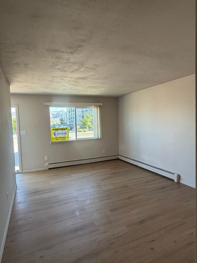 Photo - 561 W Pabor Way Apartment
