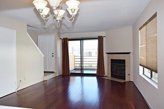 Building Photo - 5744 Mildred St