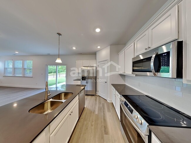 Building Photo - 234 Marin Dr