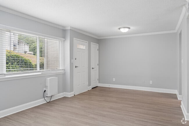 1BR, 1BA - 665SF - Living Room - The Trails of North Hills