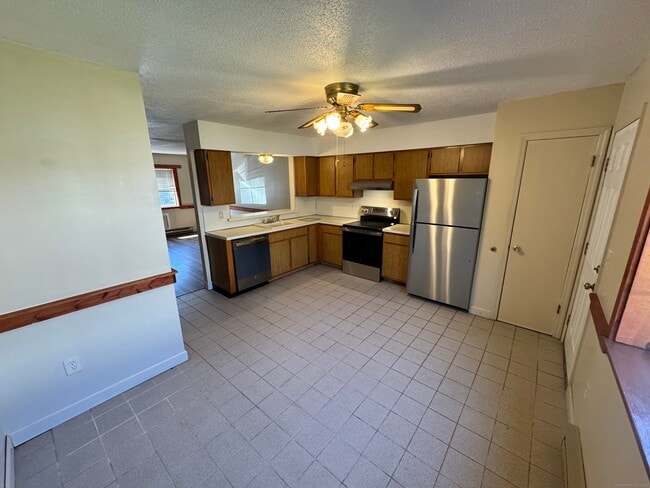 Foto del edificio - 975 Meriden Rd