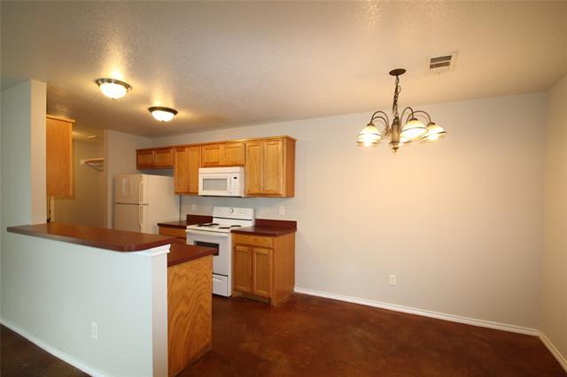 Foto del edificio - 8024 W Elizabeth Ln