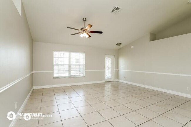 Building Photo - 2129 N W 16TH PL, CAPE CORAL, FL 33993