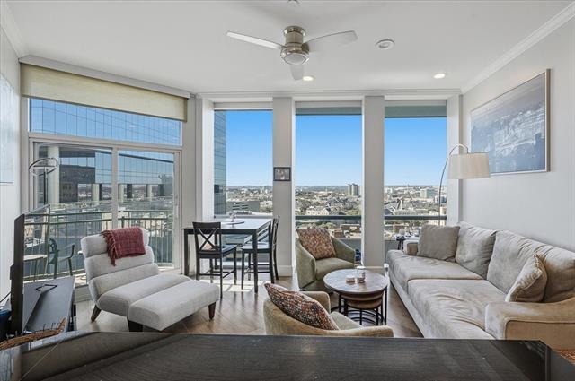 Foto del edificio - 500 Throckmorton St