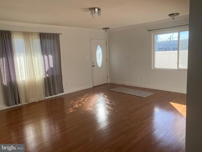 Foto del edificio - 1023 4th St