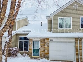 Building Photo - 811 Burr Oaks Dr