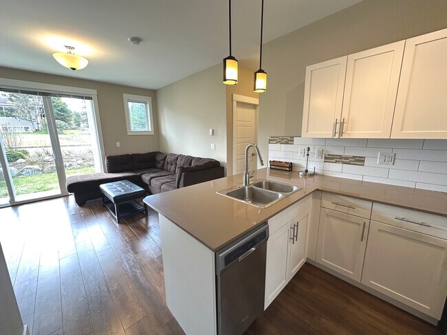 Photo du bâtiment - 110 Baxter Ave