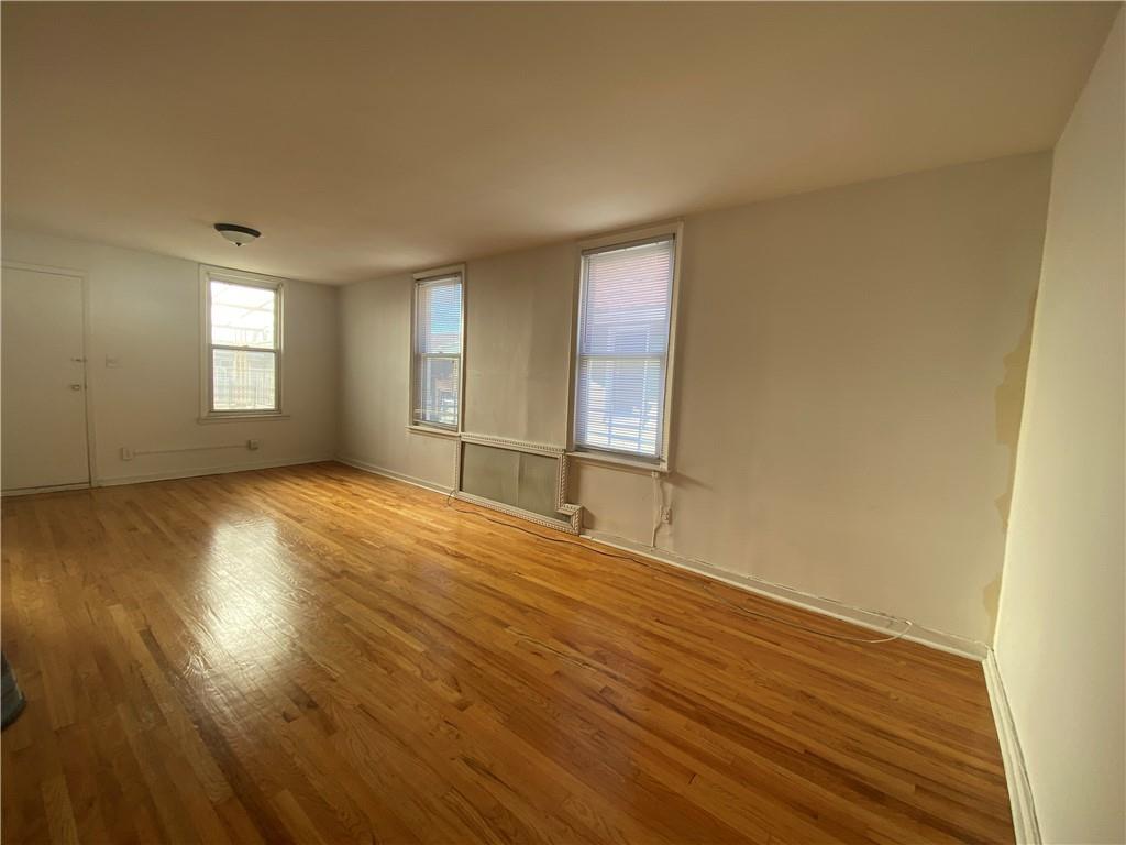 Primary Photo - 3731 Oceanic Ave