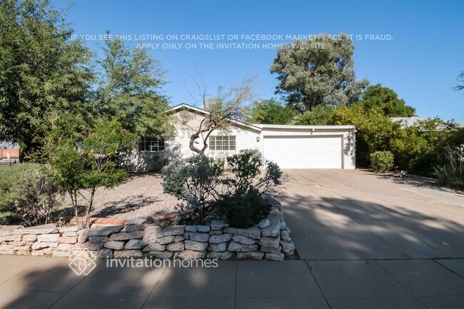 Foto del edificio - 3327 N 15th Ave